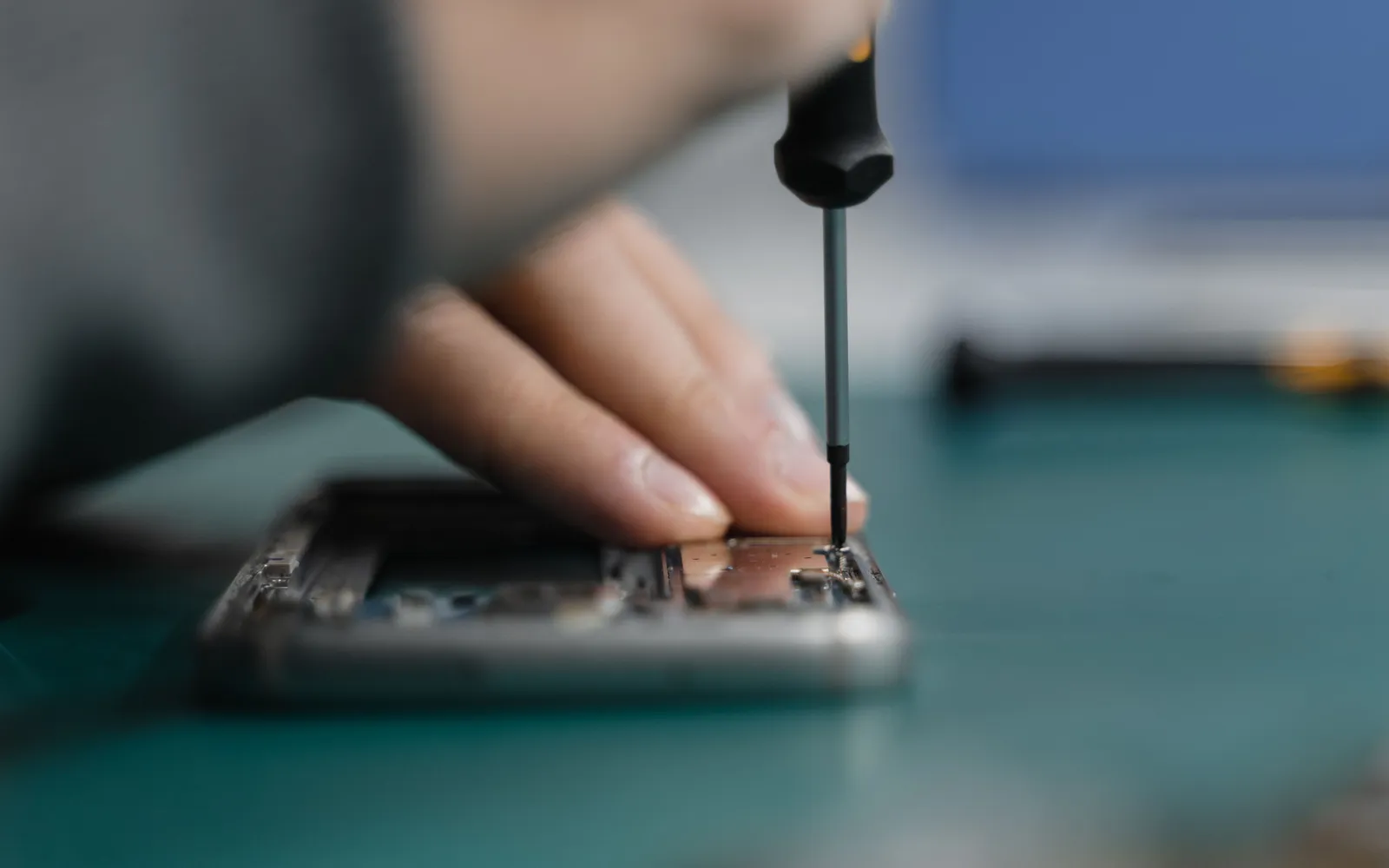 Telefonun Mikrofonu Çalışmıyor: Ne Yapılmalı?